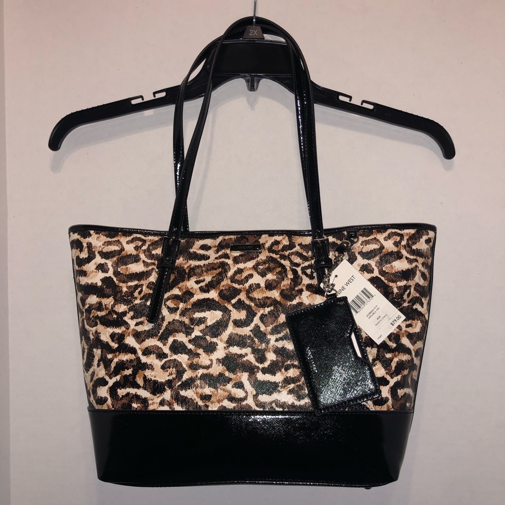 🌟NWT🌟 NINE WEST Leopard-Print Purse